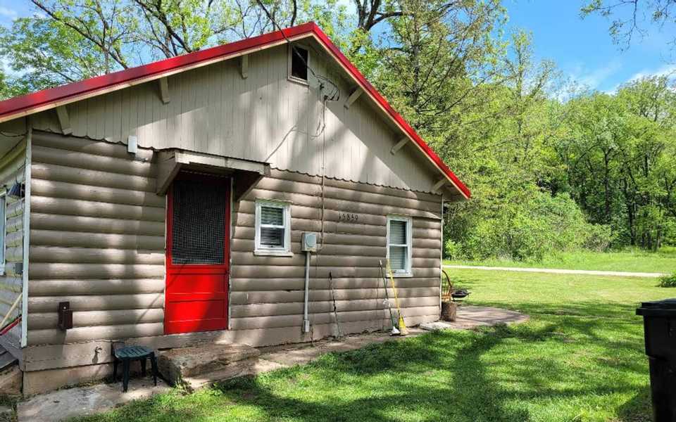 The Relaxation Cabin Crooked Creek Cabins Rentals in Boscobel Wisconsin